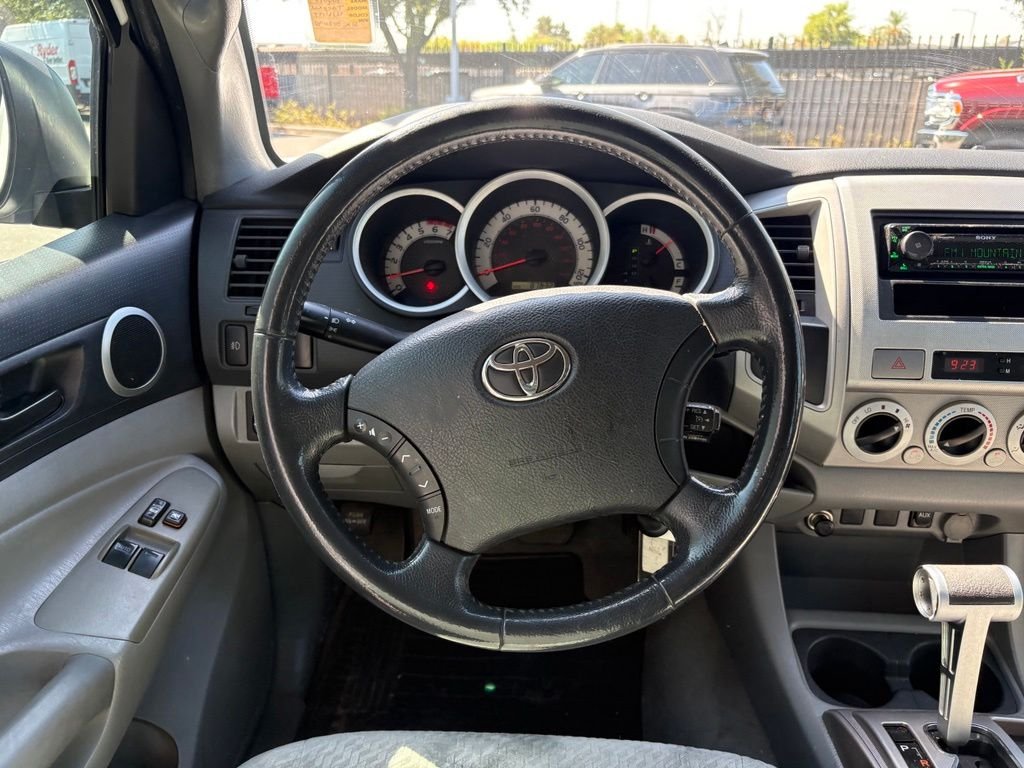 Used 2011 White Toyota PreRunner V6 image 5