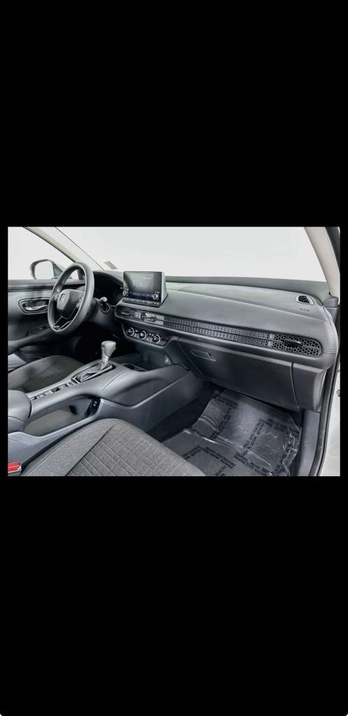 Used 2025 Platinum White Pearl Honda Sport image 30