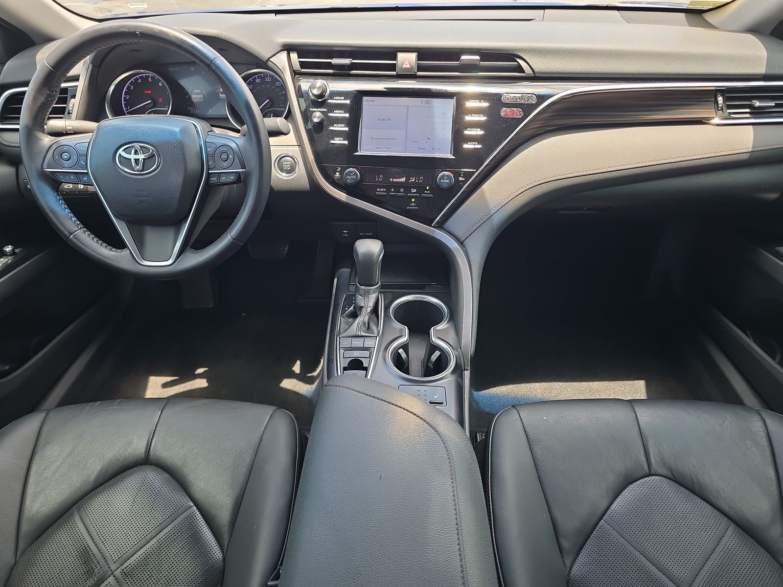 Used 2018 Blue Toyota XLE image 8