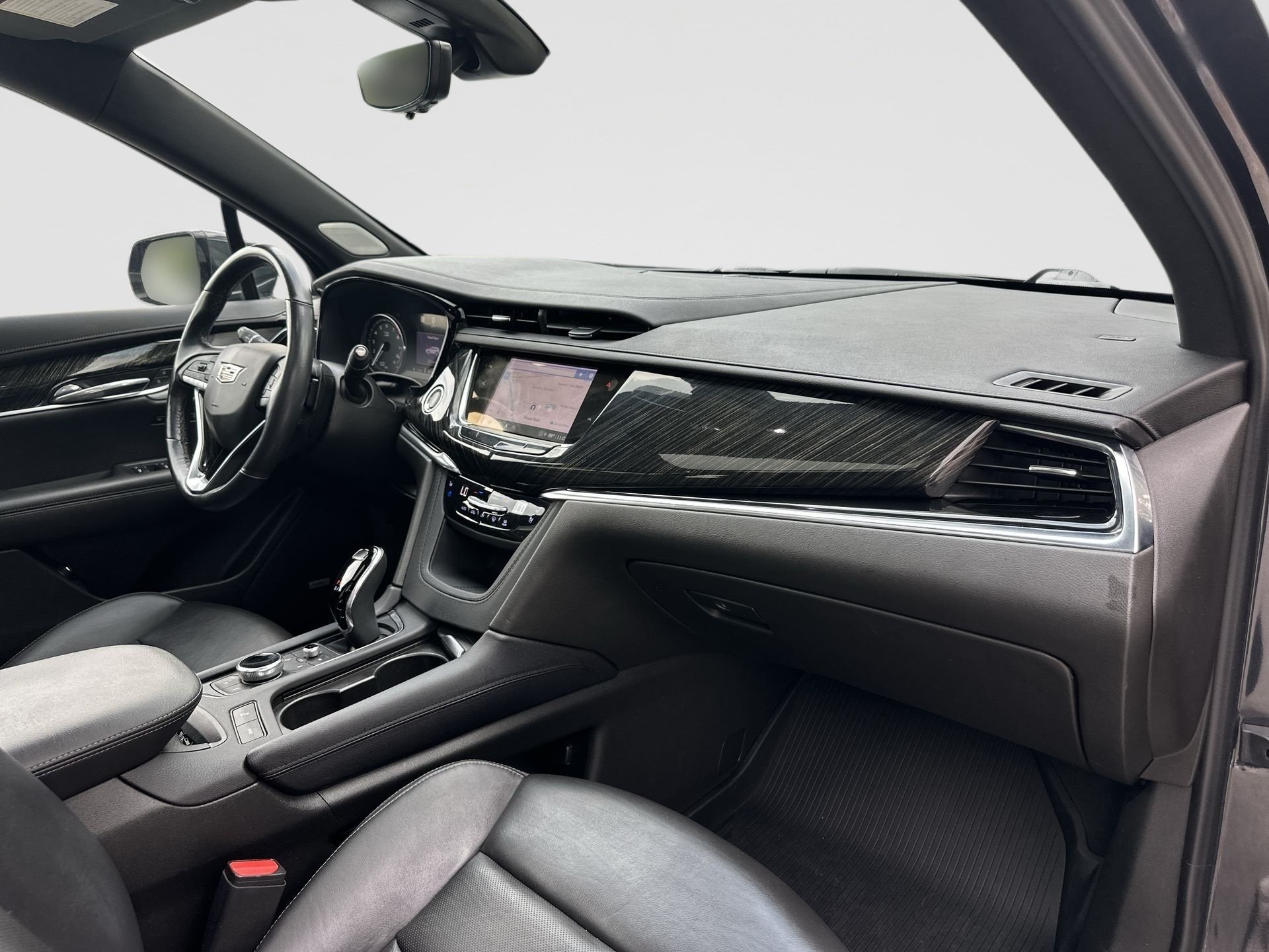 Used 2023 WILDER METALLIC Cadillac FWD Premium Luxury image 29
