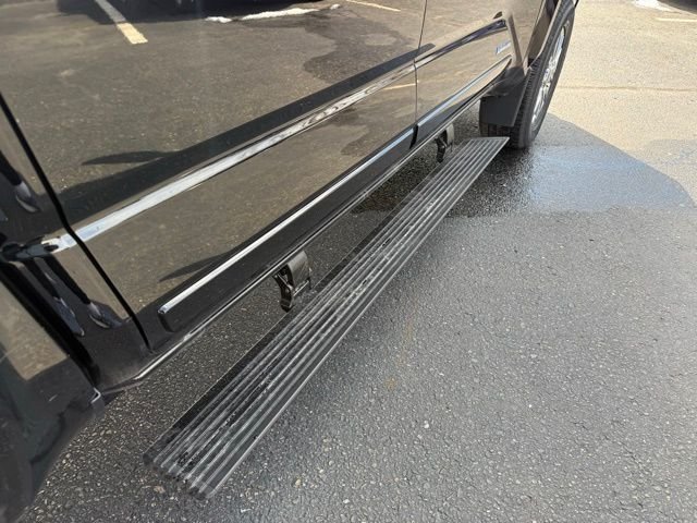 2025 Toyota Tacoma Limited - Photo 10