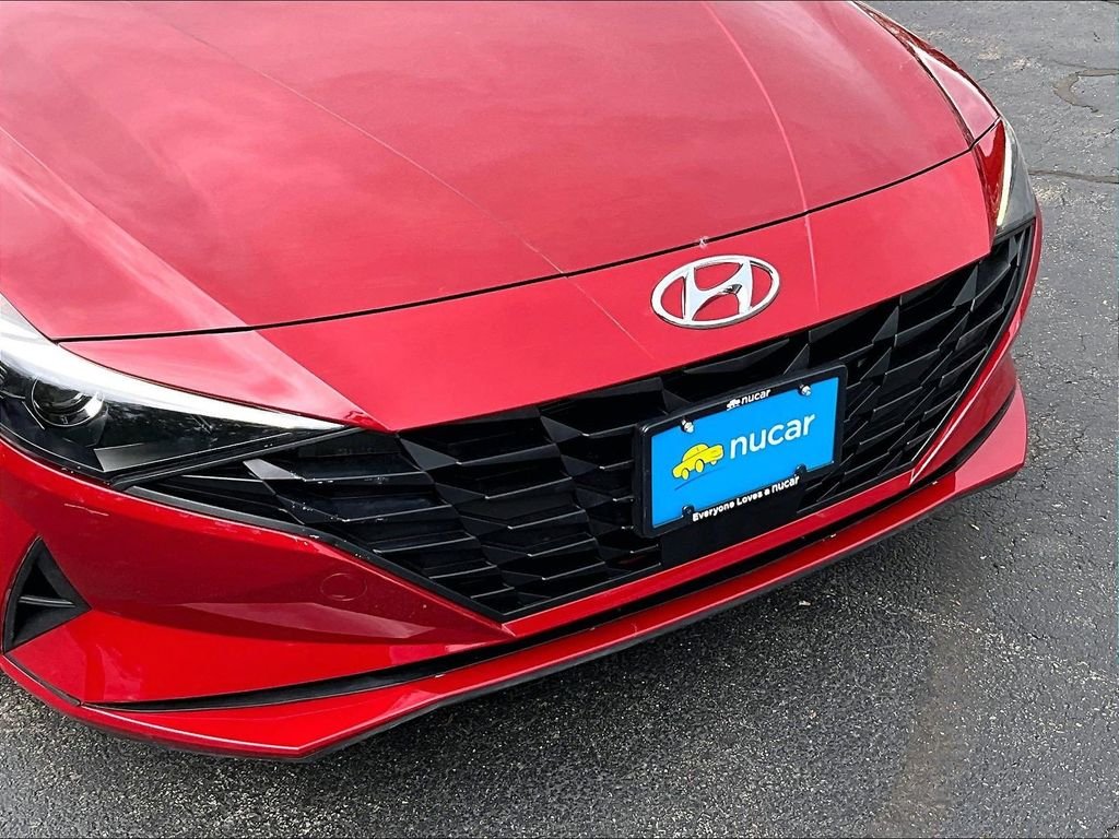 Used 2023 Red Hyundai SEL image 29
