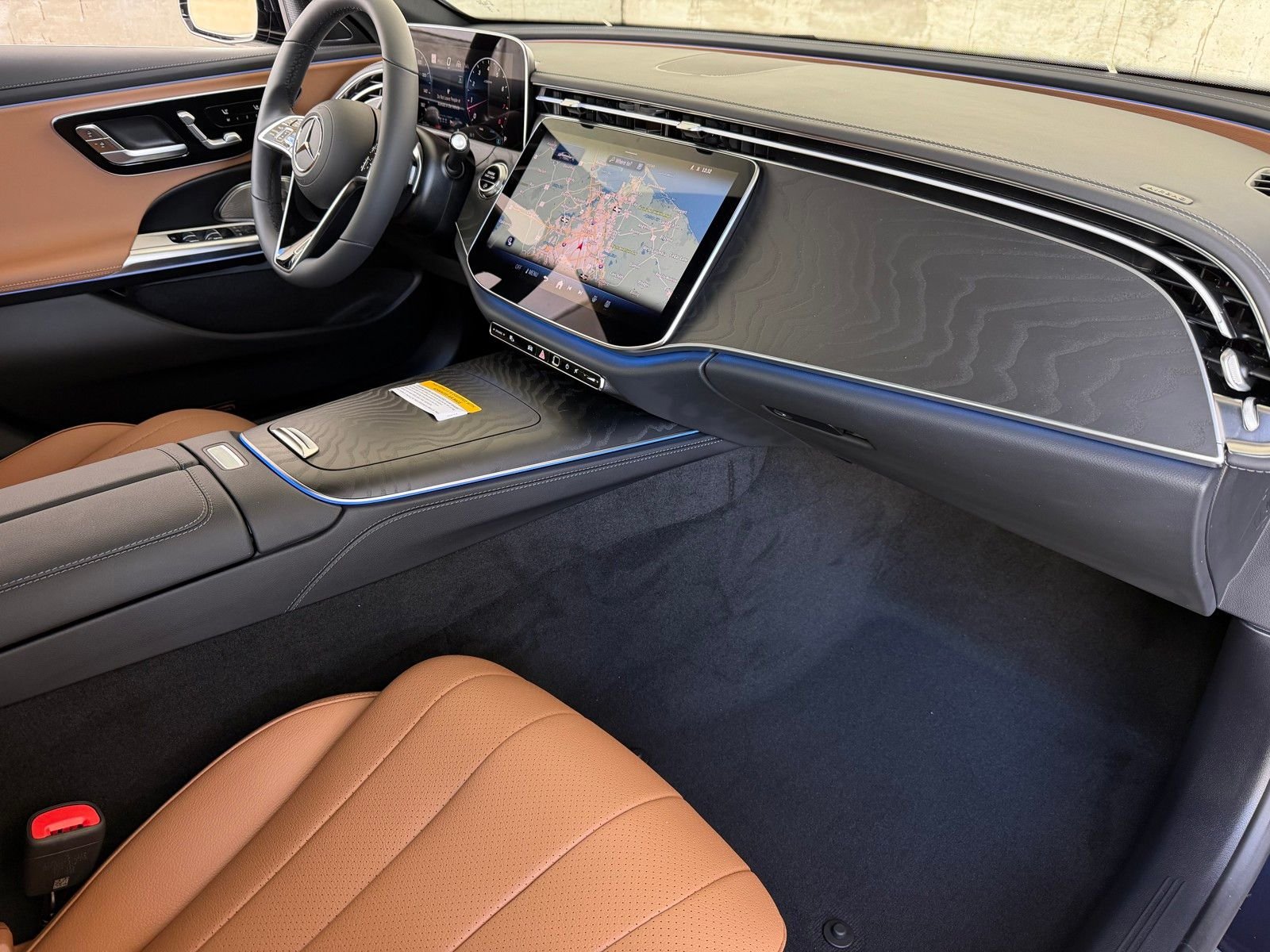 New 2026 Nautical Blue Metallic Mercedes-Benz E 350 image 15