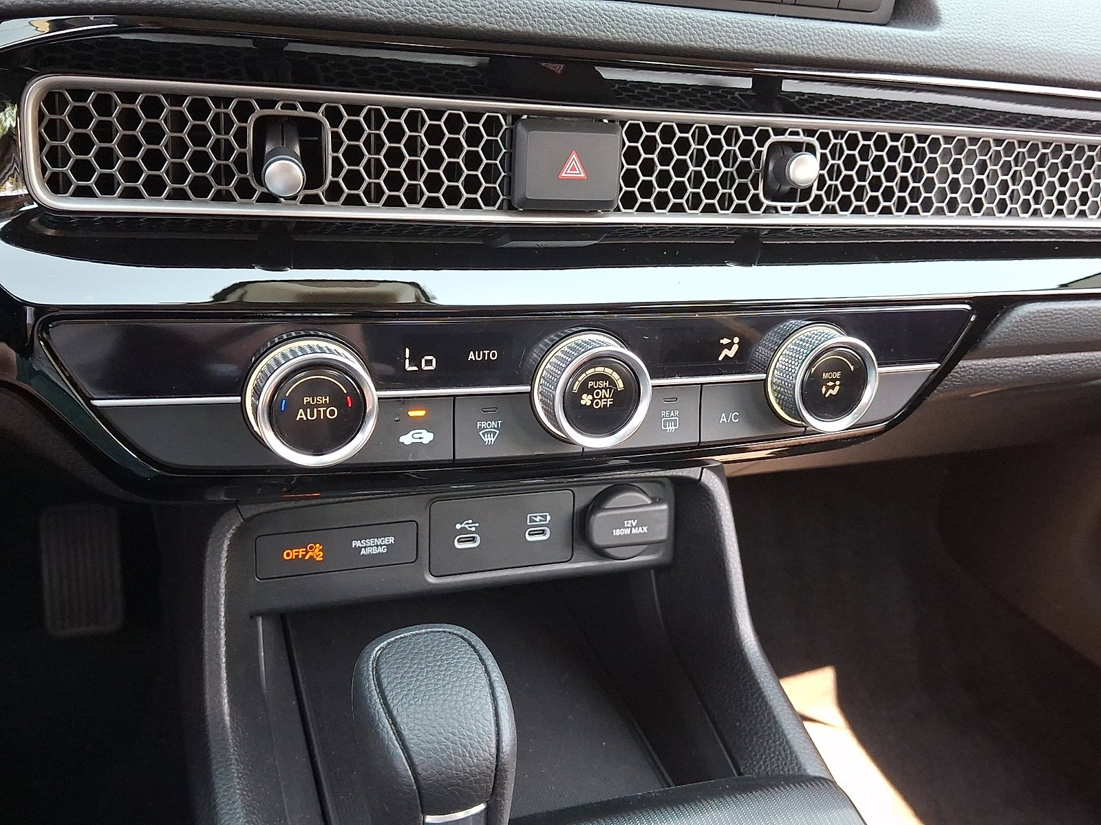 2025 Honda Civic LX - Photo 14