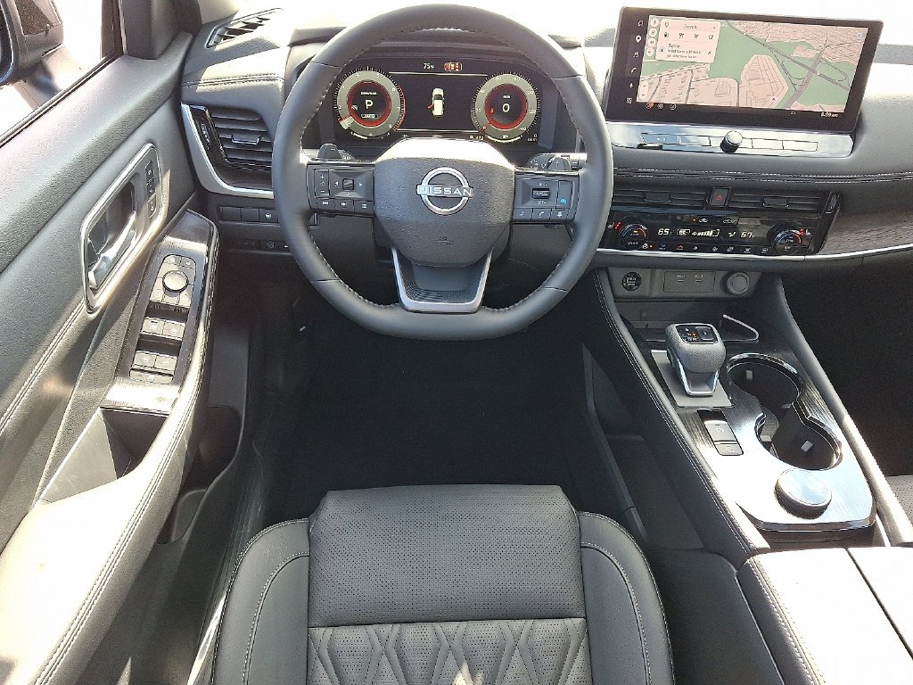 New 2026 Super Black Nissan Platinum image 7