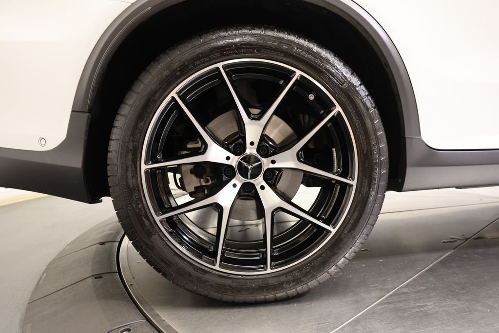 Certified Used 2022 Polar White Mercedes-Benz GLC 43 AMG® image 13