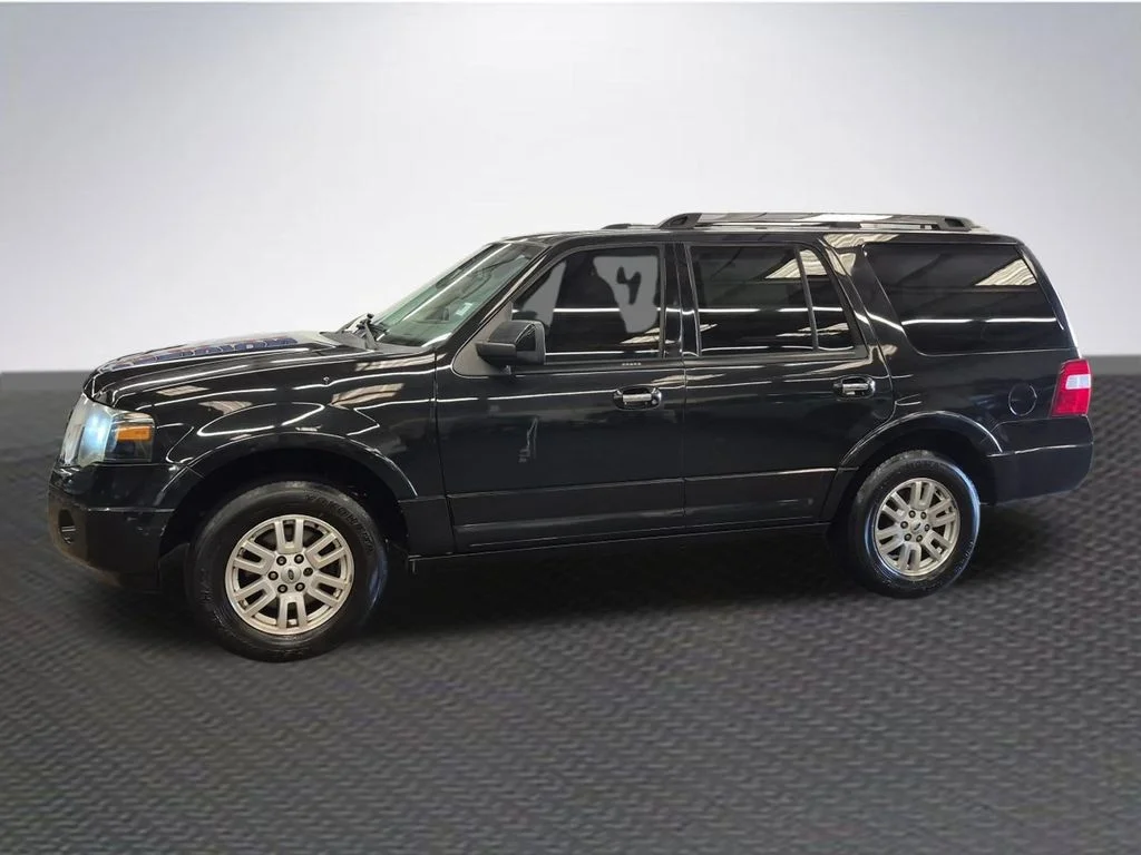 Used 2014 Tuxedo Black Metallic Ford Limited image 2
