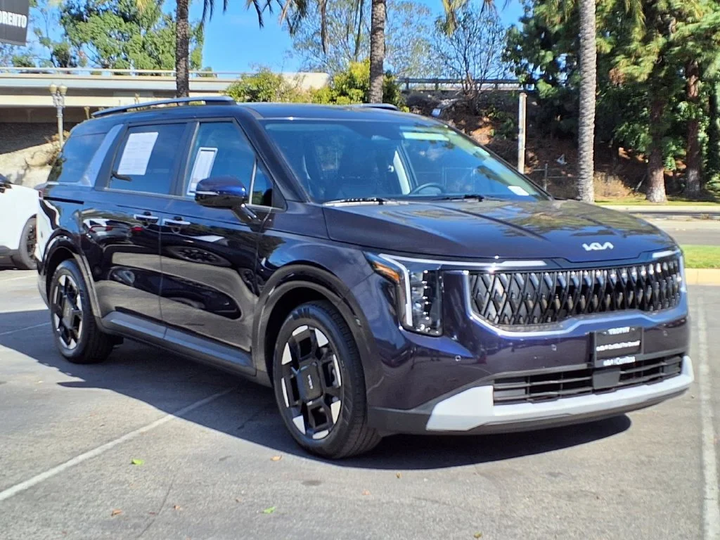 2025 Kia Carnival EX - Photo 7