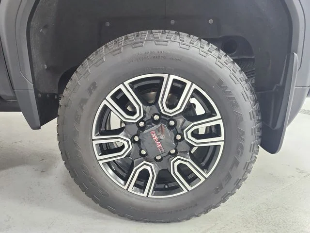 Used 2023 Black GMC AT4 image 46
