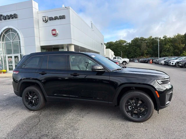 New 2026 Black Jeep Altitude image 2