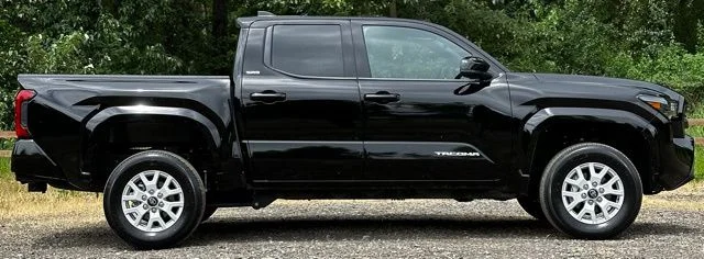 Used 2025 Black Toyota SR5 image 10