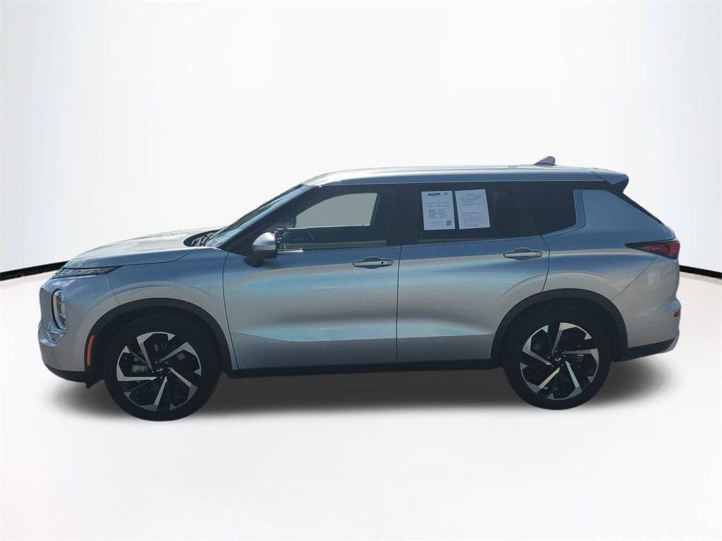 2024 Mitsubishi Outlander SE Black Edition - Photo 8