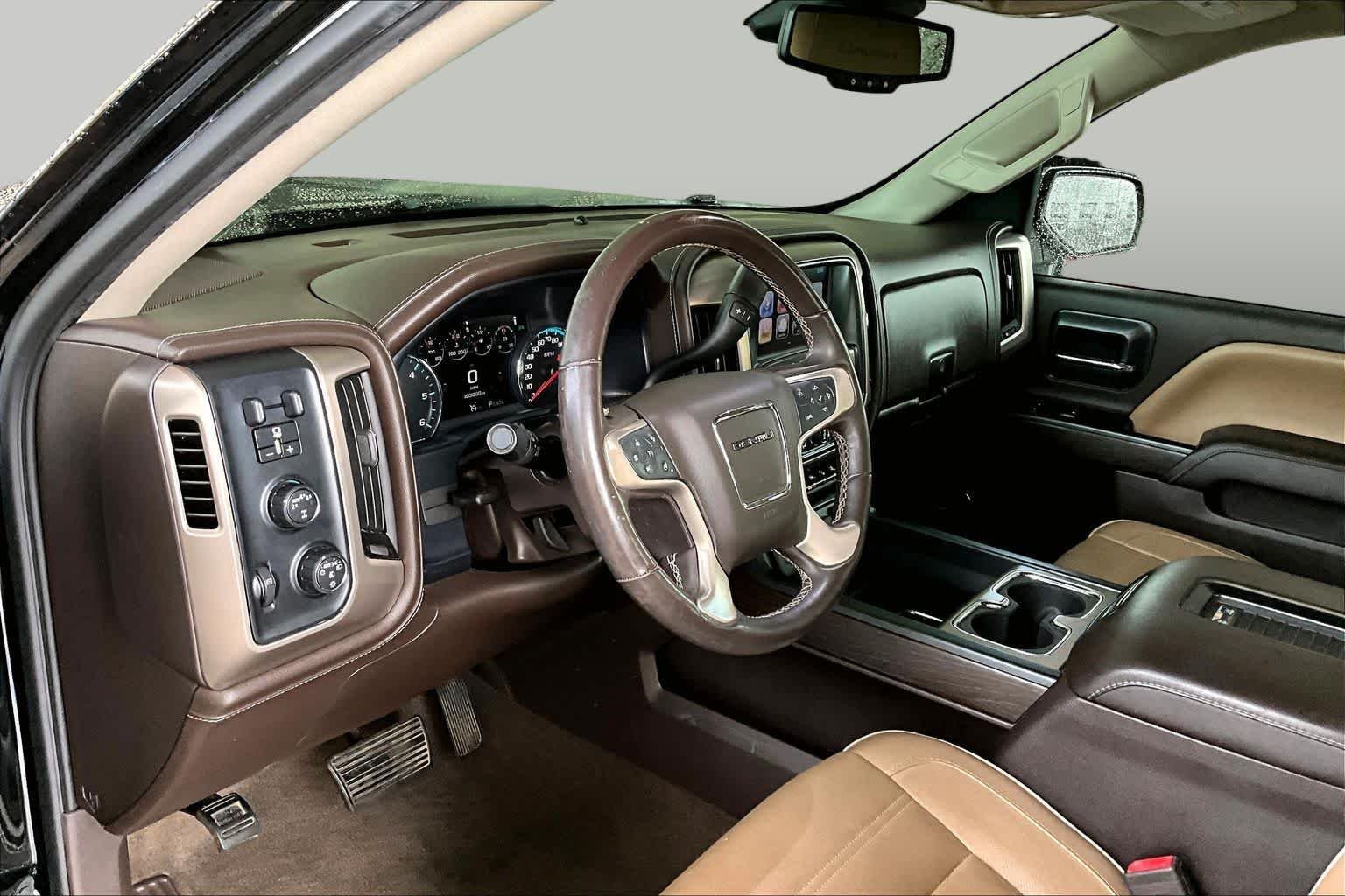 Used 2017 Onyx Black GMC Denali image 18