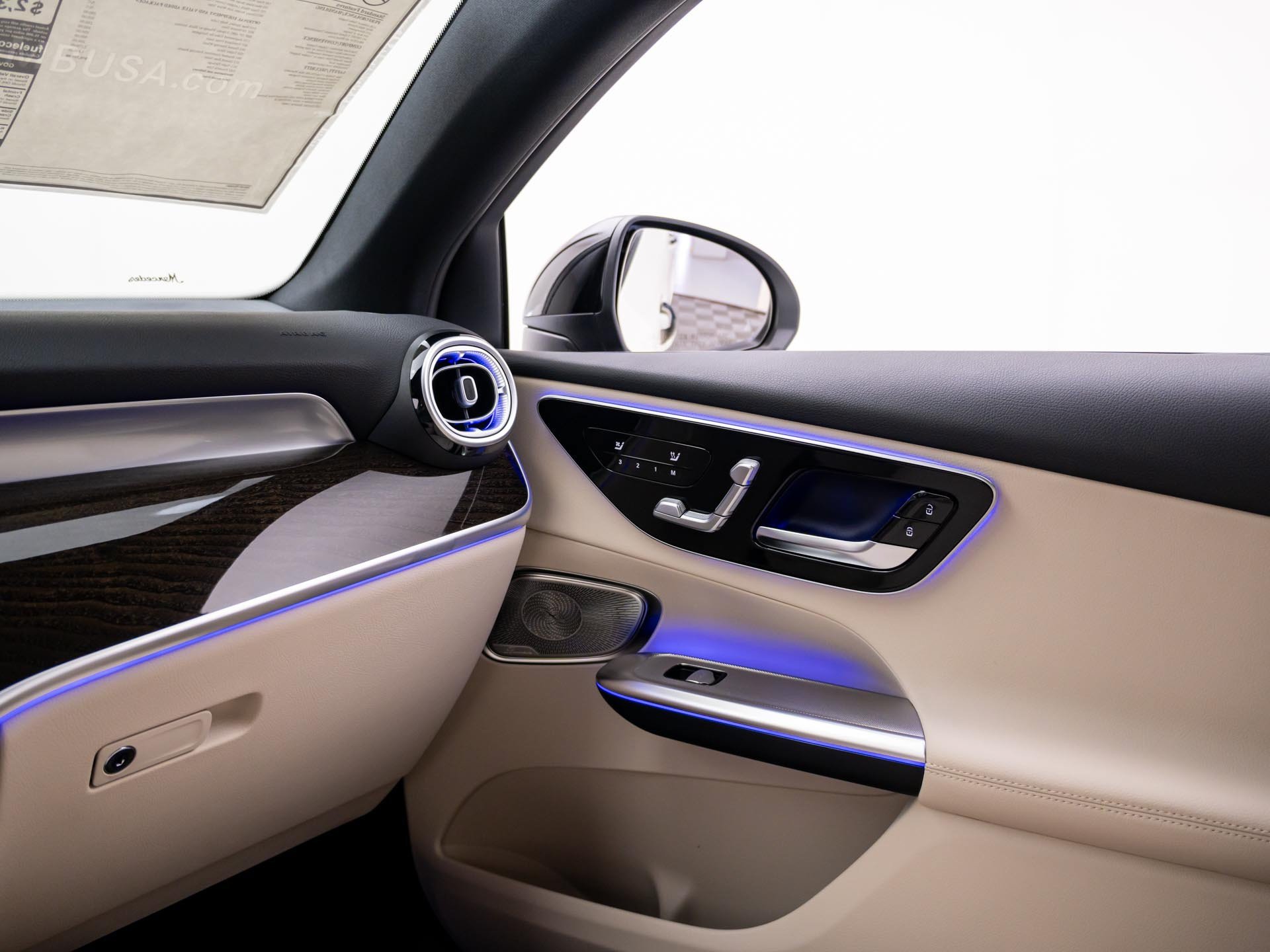 New 2027 White Mercedes-Benz GLC 300 Coupe image 31