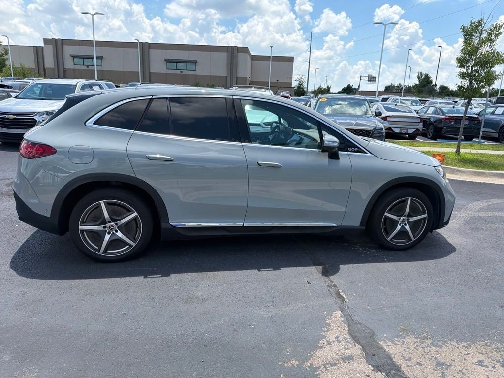 Used 2023 Gray Mercedes-Benz 500 SUV image 8