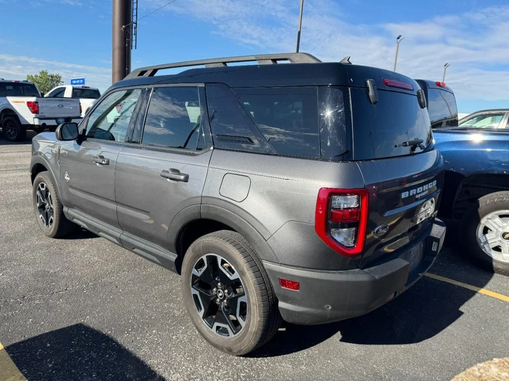 Certified Used 2022 Carbonized Gray Metallic Ford Outer Banks image 8