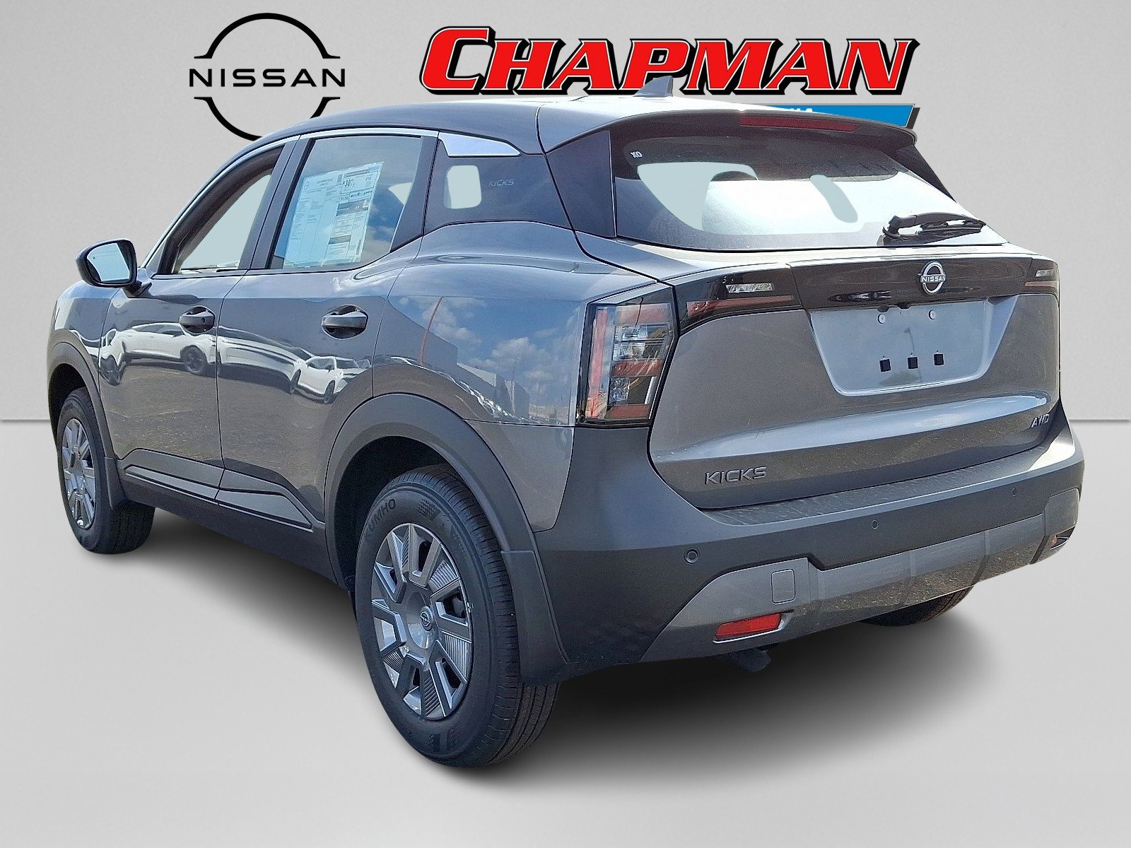 2025 Nissan Kicks S photo 3