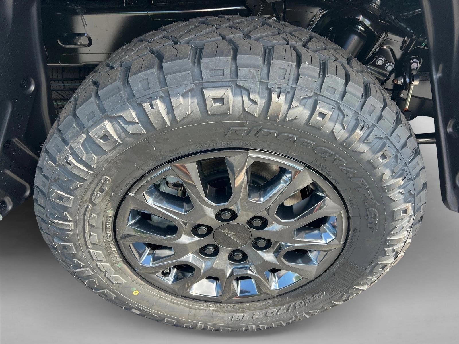 New 2025 Lunar Rock Toyota SR5 image 17