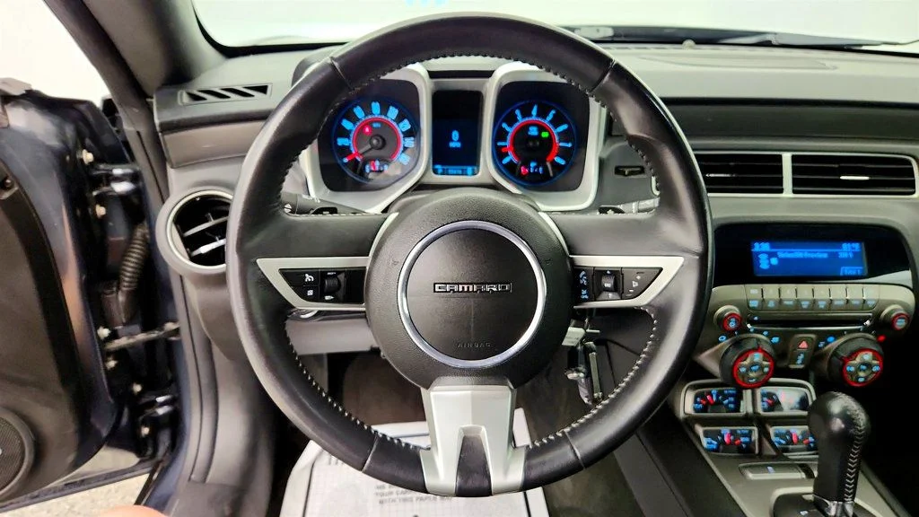 Used 2011 Cyber Gray Metallic Chevrolet 2LT Coupe w/ RS Package, Silver Stripes & Remote Start image 13