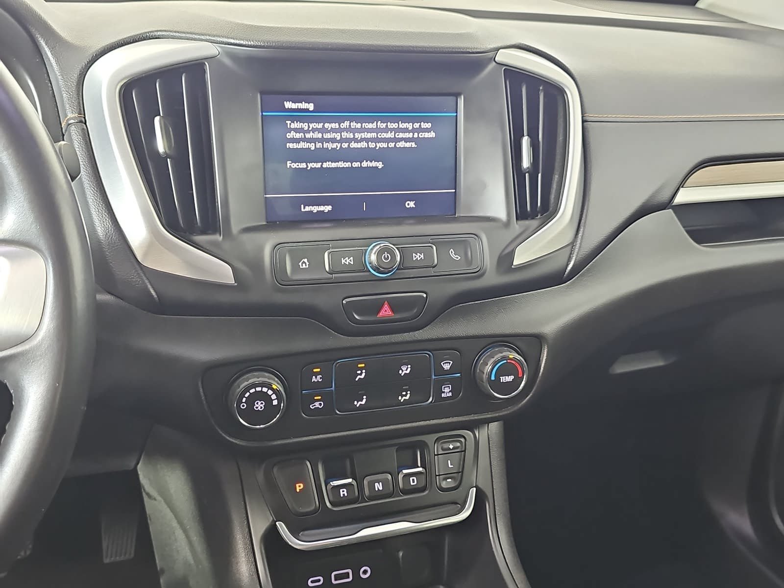 Used 2020 Black GMC SLE image 19