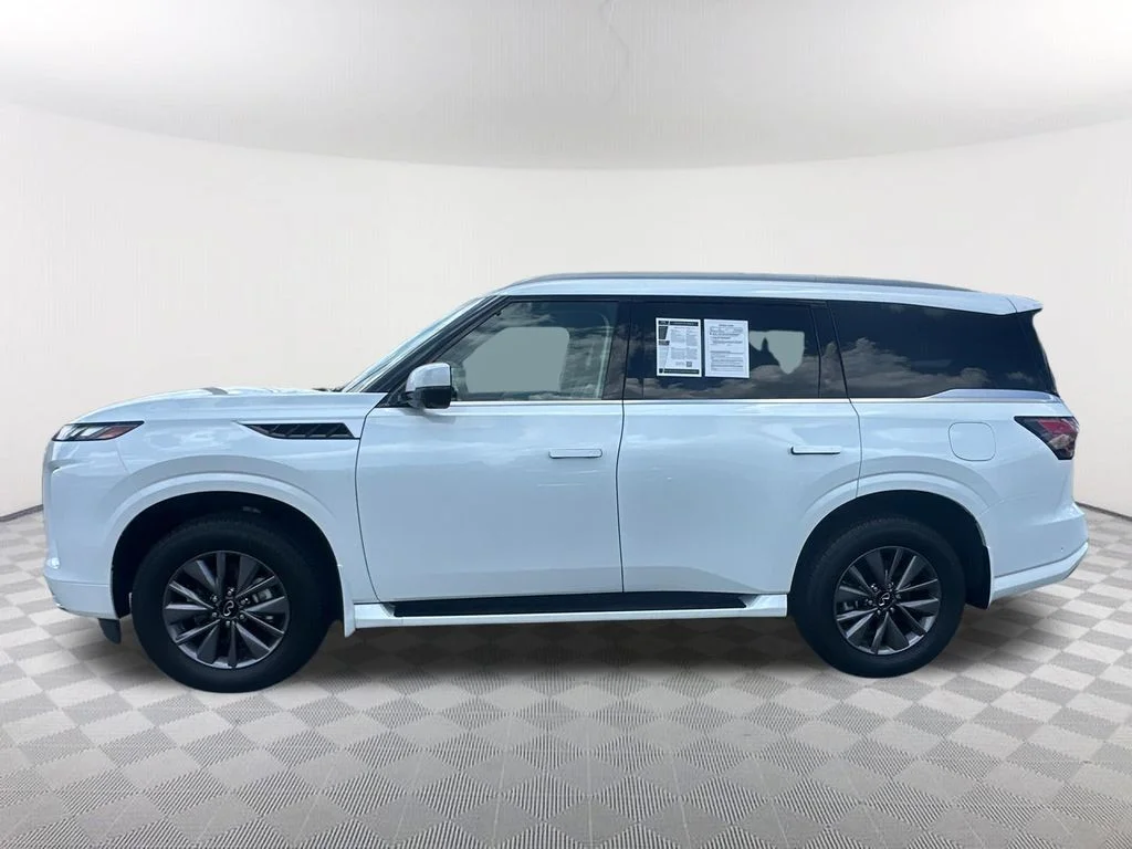 Certified Used 2026 White INFINITI PURE image 8