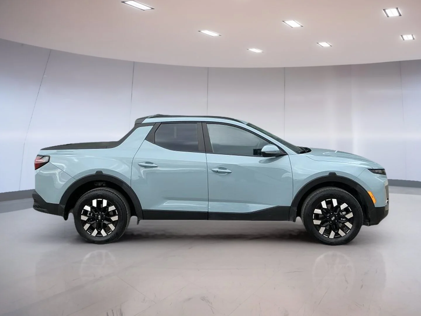 Used 2025 Blue Hyundai Preferred image 7