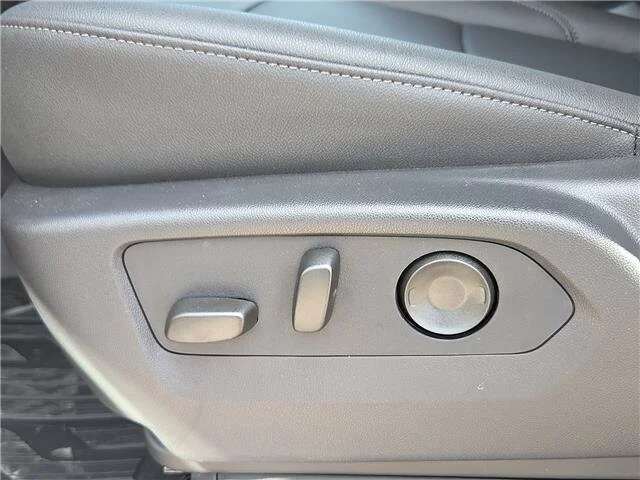 New 2026 Sterling Metallic GMC SLT image 9