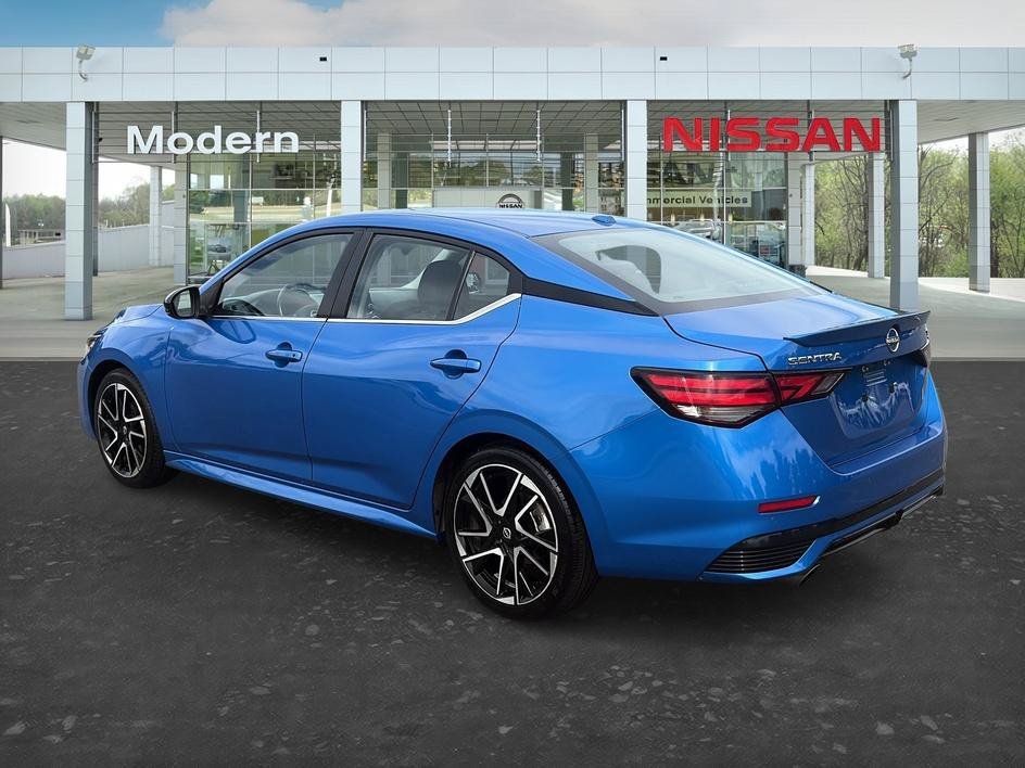 Used 2025 Electric Blue Metallic Nissan SR image 22
