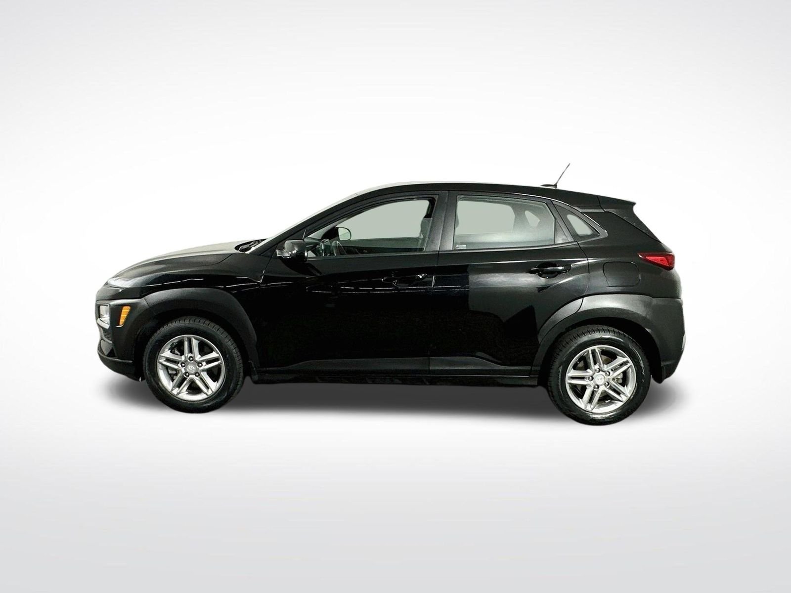 Used 2019 Ultra Black Pearl Hyundai SE image 5
