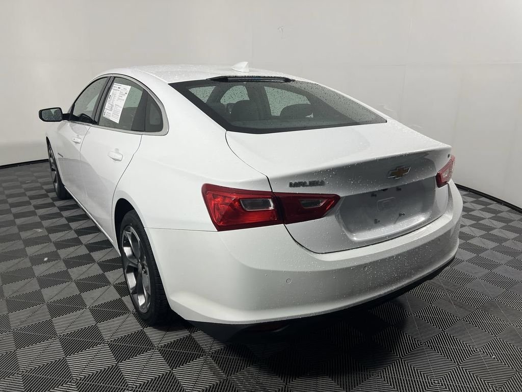 Used 2024 White Chevrolet LT image 5