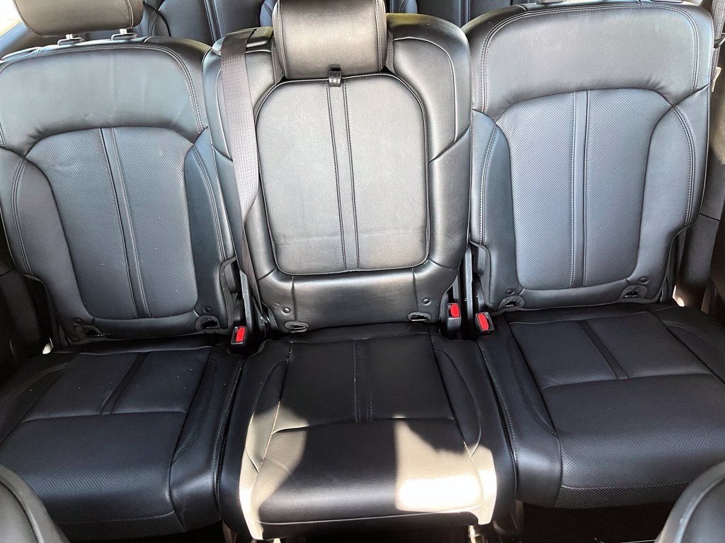 Used 2022 White Jeep Series II image 18