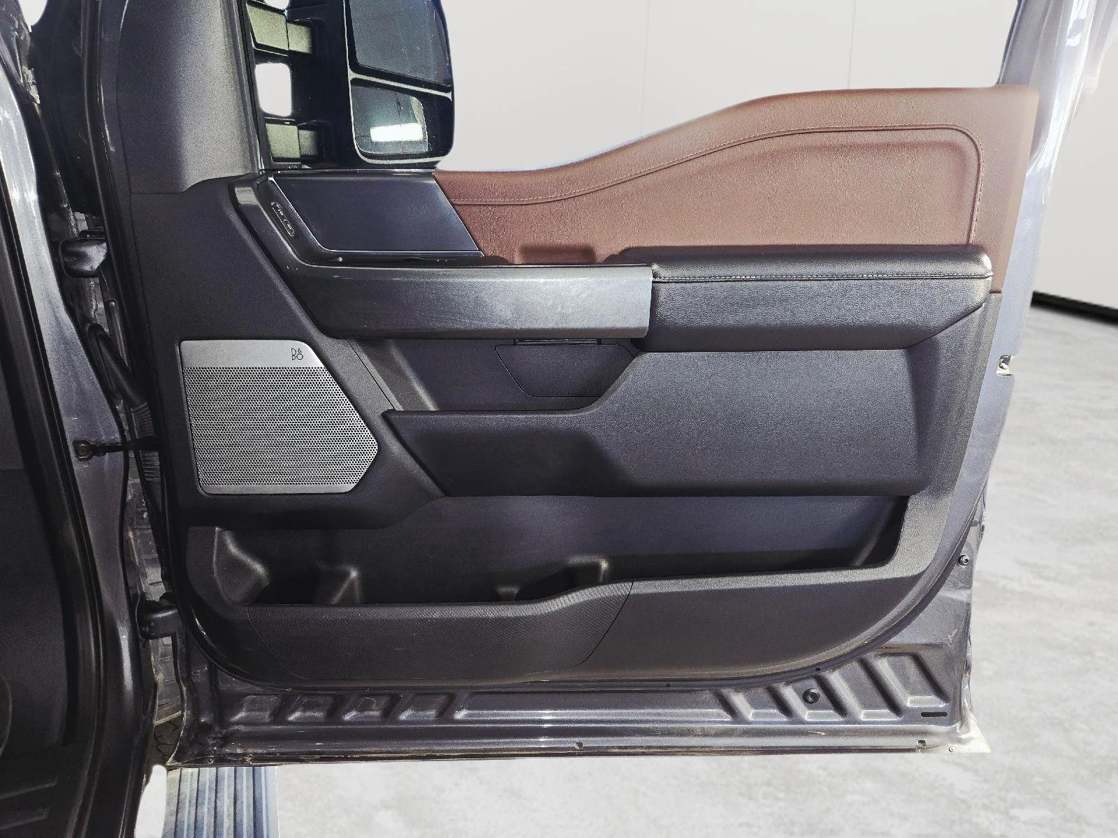 Used 2023 Carbonized Gray Ford LARIAT image 63
