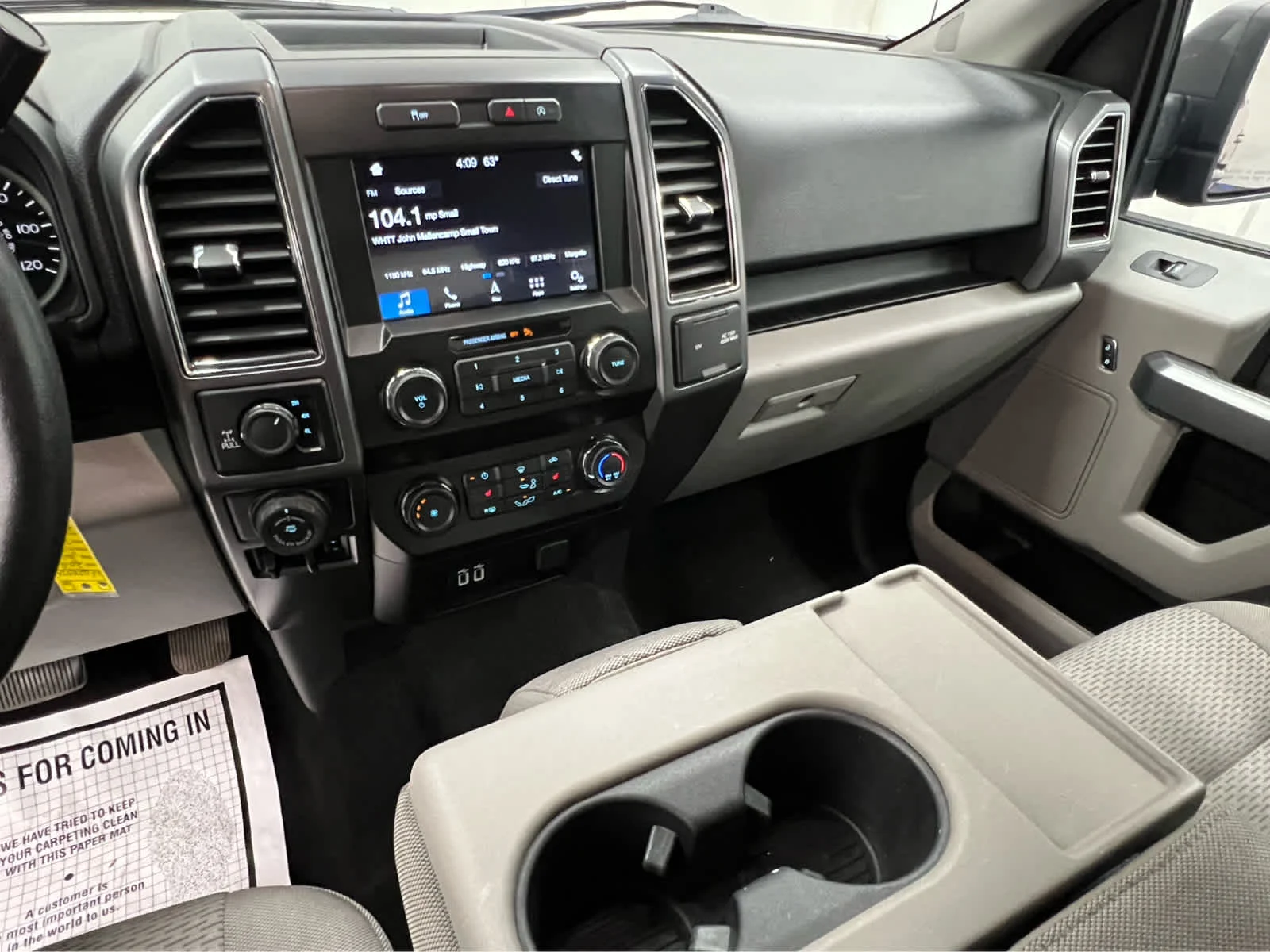 Used 2019 Ruby Red Metallic Tinted Clearcoat Ford XLT image 28