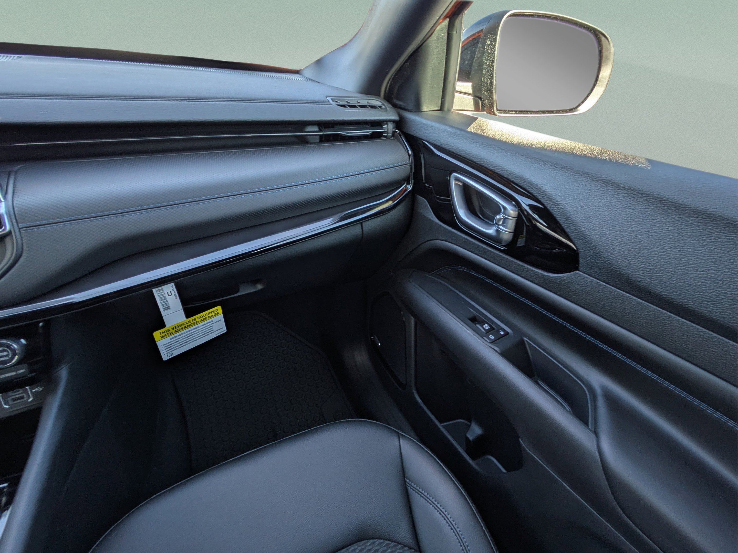 New 2026 Joose (DISC) Jeep Latitude Altitude image 17