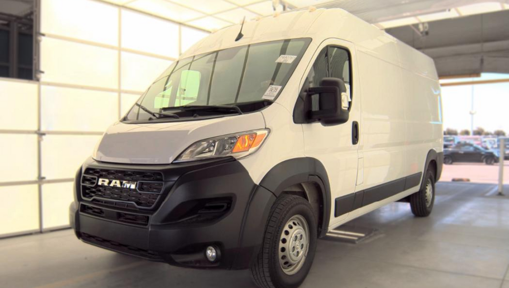 Used 2025 White Ram High Roof image 1