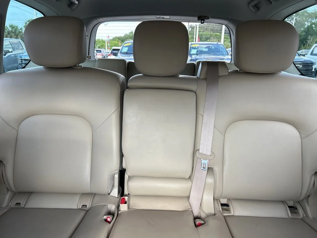 Used 2022 Brilliant Silver Metallic Nissan SV image 14