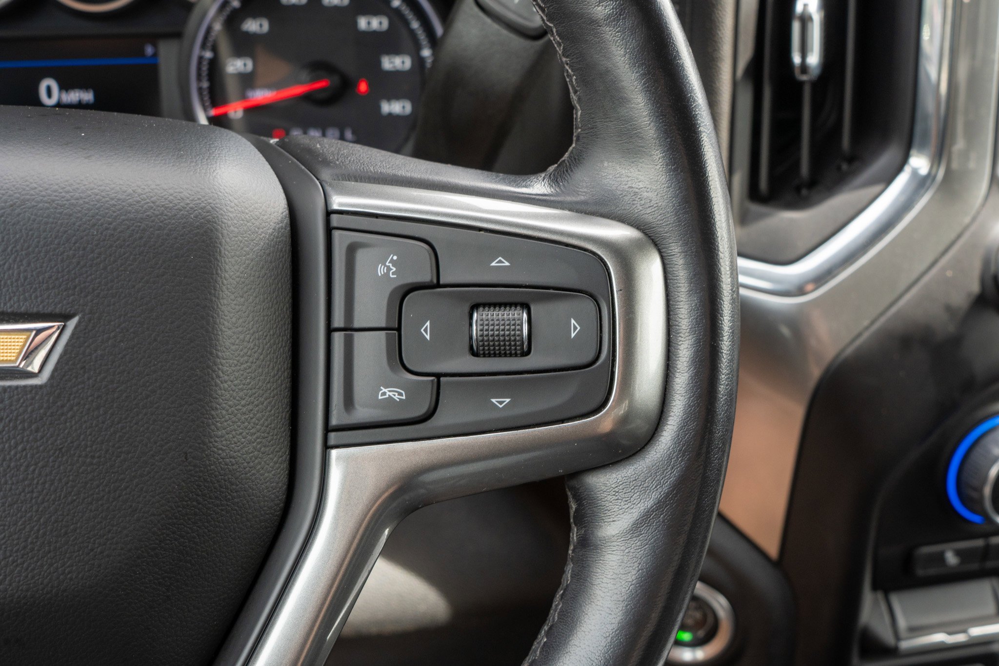 Used 2022 Shadow Gray Metallic Chevrolet LT image 22