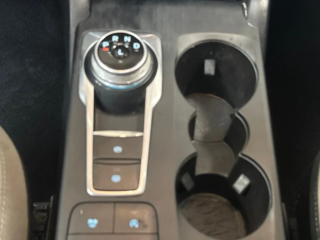 Used 2022 Blue Ford SE image 20