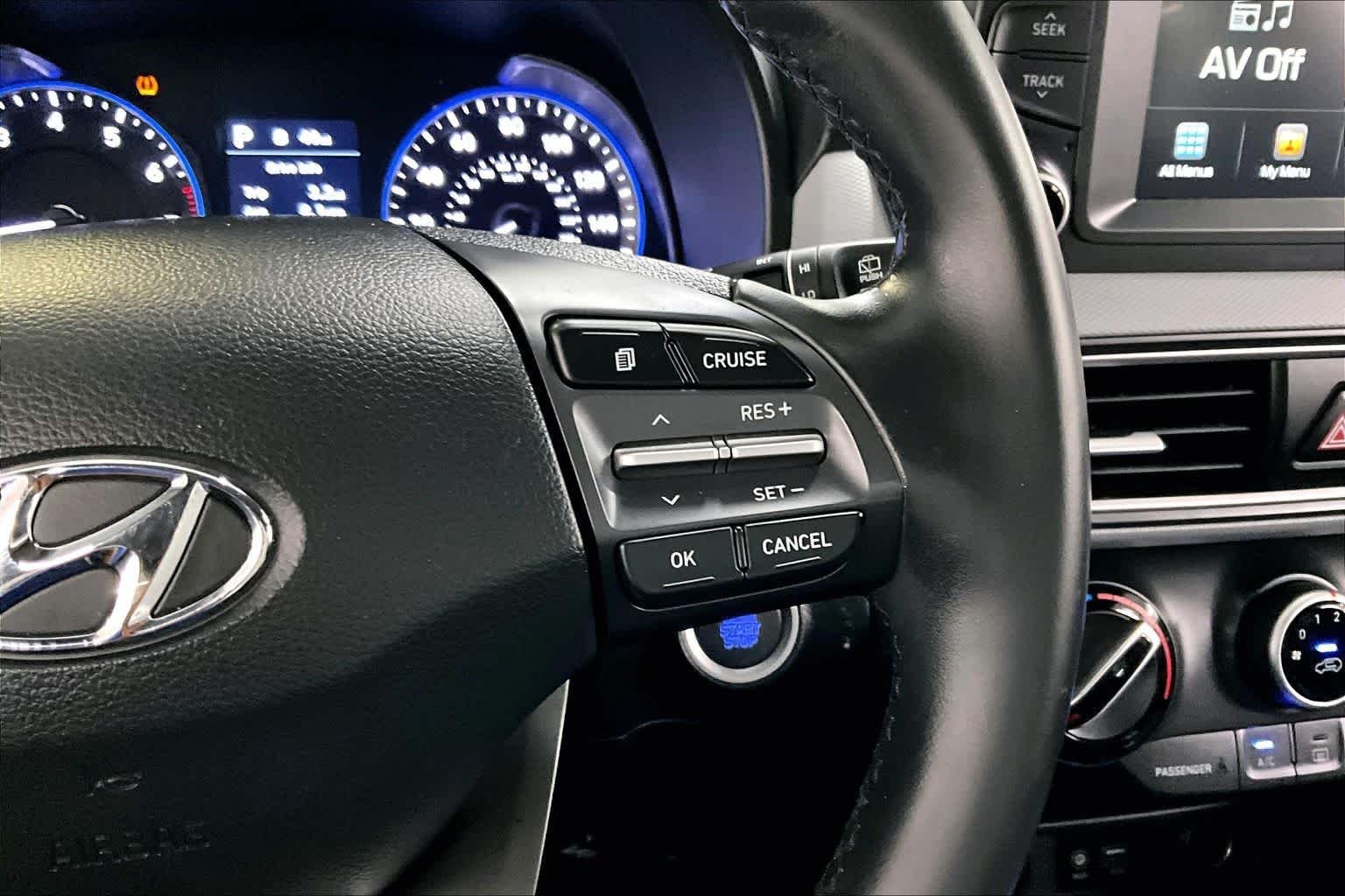 Used 2019 Black Roof Hyundai SEL image 25