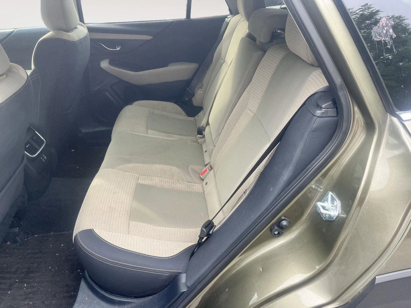 Used 2025 Autumn Green Metallic Subaru Premium image 39