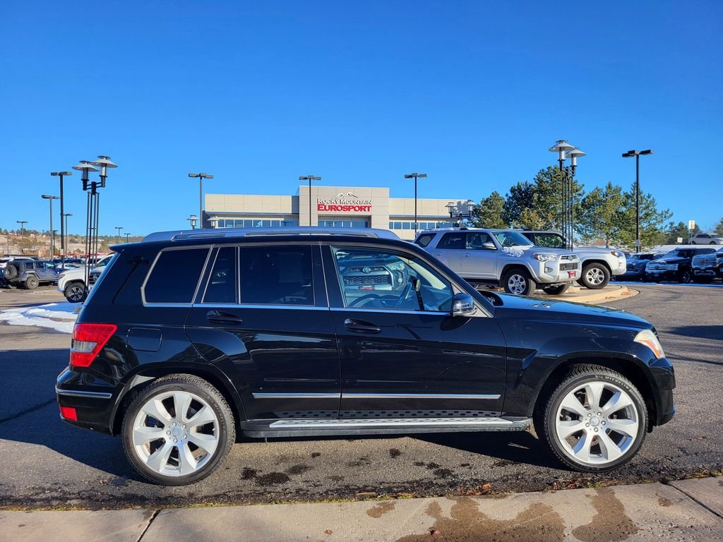 Used 2010 Black Mercedes-Benz GLK 350 image 3