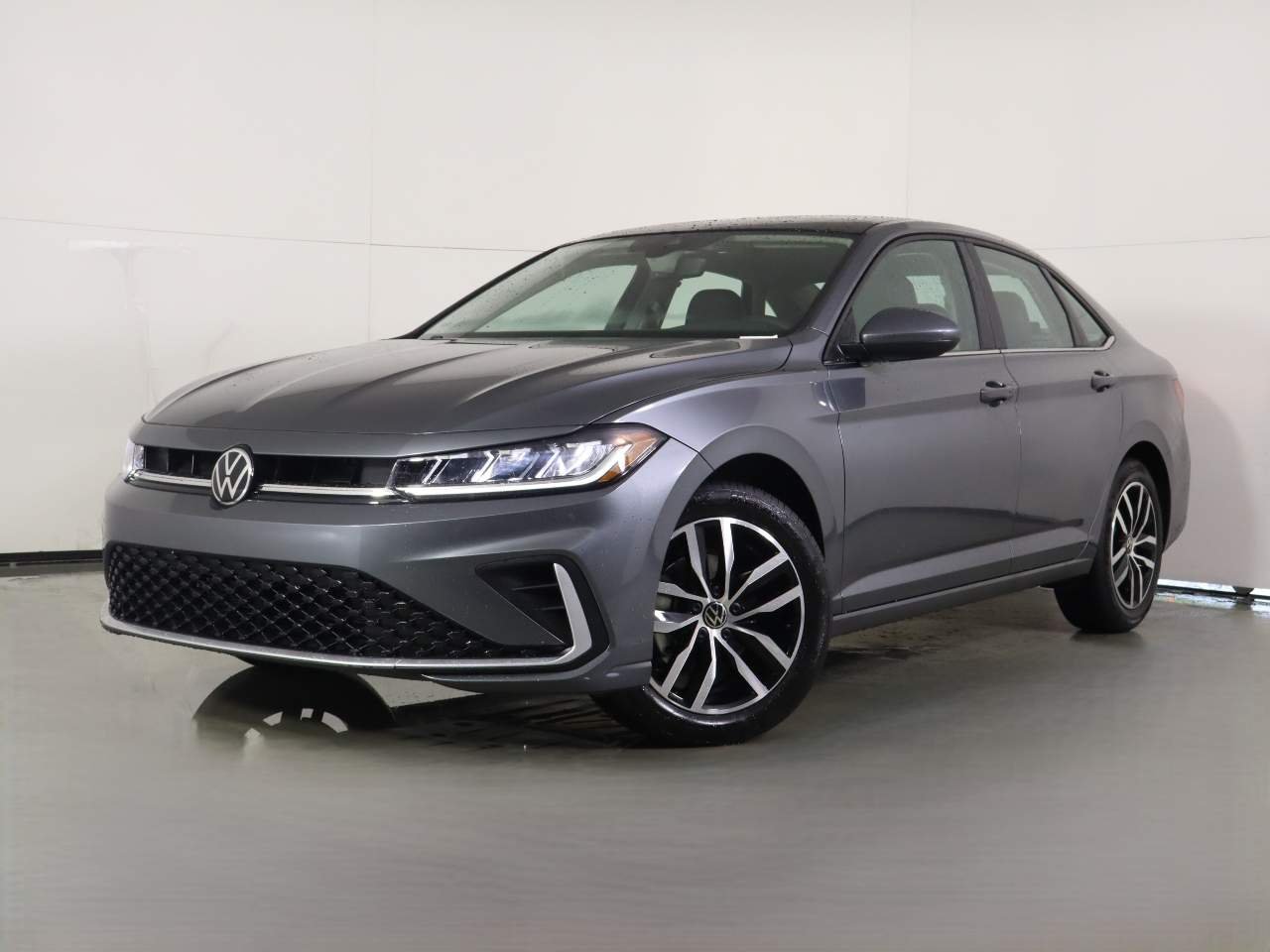 New 2027 Platinum Gray Metallic Volkswagen SE image 1