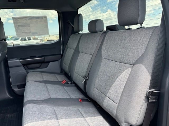 New 2026 Oxford White Ford XL image 15