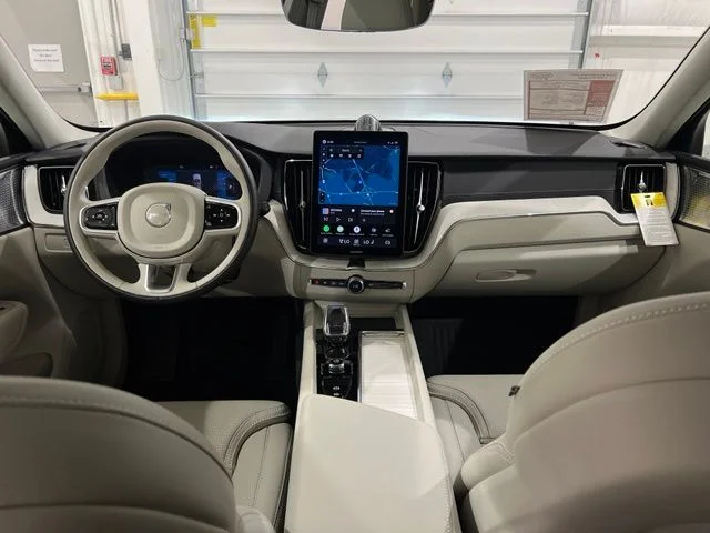 2026 Volvo XC60 Ultra - Photo 12