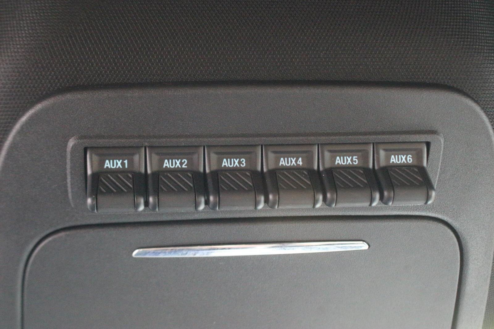 Used 2023 Black Ford XL image 33