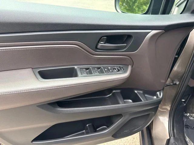 Used 2018 Pacific Pewter Metallic Honda EX image 19