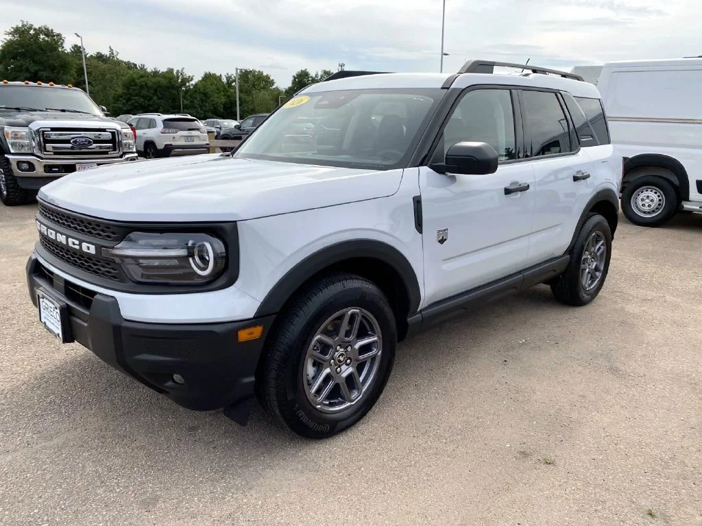 Used 2026 White Metallic Ford Big Bend image 8