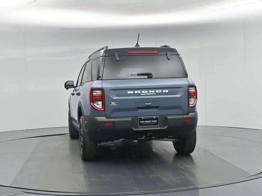 New 2026 Azure Gray Metallic Tri-Coat Ford Badlands image 55