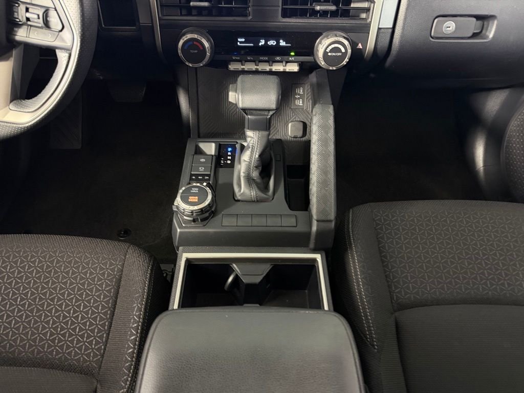 Used 2025 Cutting Edge Toyota SR5 image 16