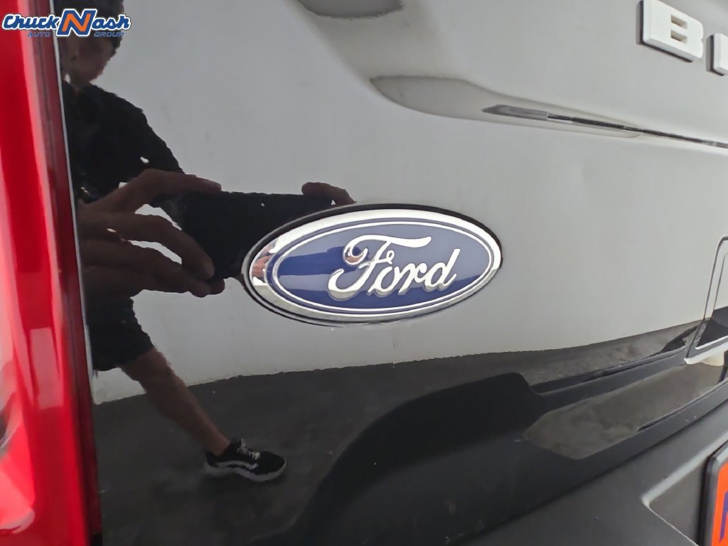 Used 2022 Black Ford Outer Banks image 35